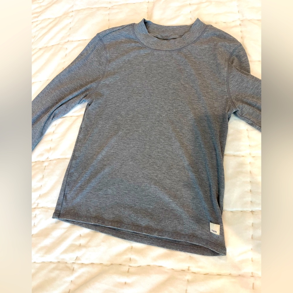 Vuori long sleeve cropped top